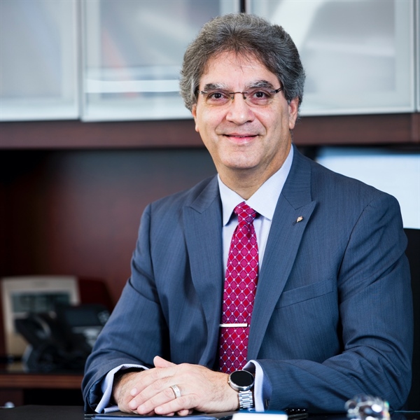 Dr. Raymond Cohlmia Honored by American Student Dental Association as 2021 Paragon Award Recipient