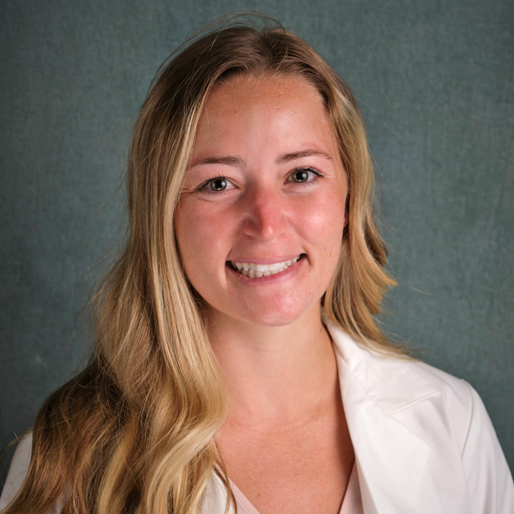 Rachelle Cucca Headshot